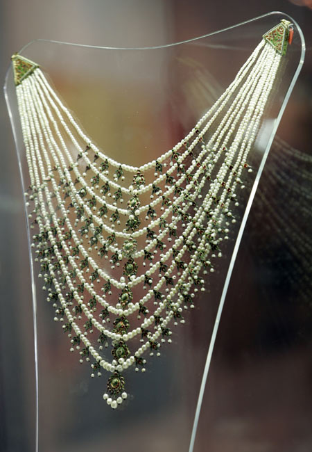 Antique Necklace_pearls_Christies